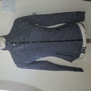 Lululemon athletica gray black jacket size 6